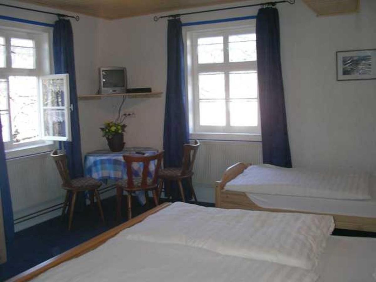 Reit- Und Ferienhof Emstal Fritzlar Exterior foto